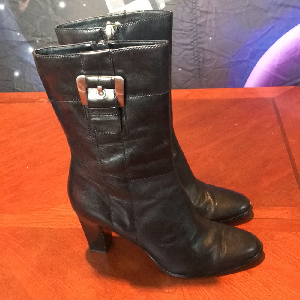 Tahari Frida black leather heel boots shoes size 8.5M